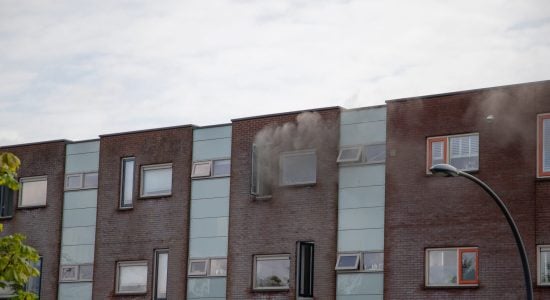 Veel rookontwikkeling bij woningbrand in Leeuwarden