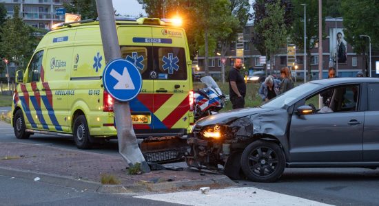Automobilist aangehouden bij eenzijdig ongeval in Leeuwarden