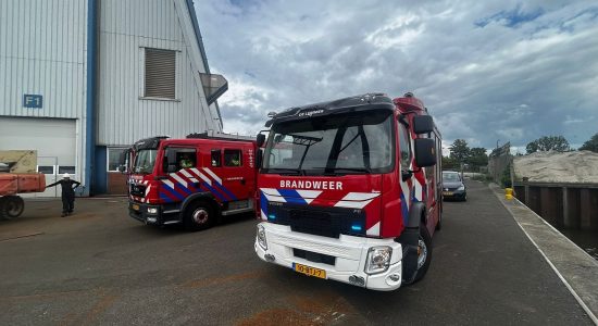 Scheepsbrand in Lemmer snel onder controle