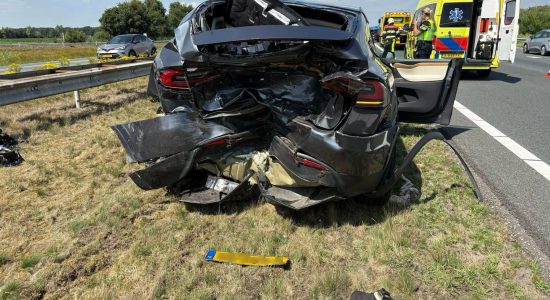 Meerdere gewonden en flinke schade bij ongeval op de A6 bij Sint Nicolaasga