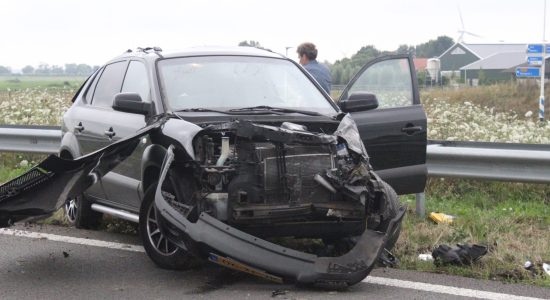 Gewonde bij eenzijdig ongeval op N359 Wommels