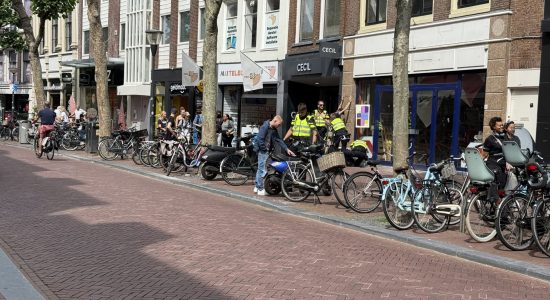 Aanhoudingen bij preventieve fouilleringsactie centrum Leeuwarden