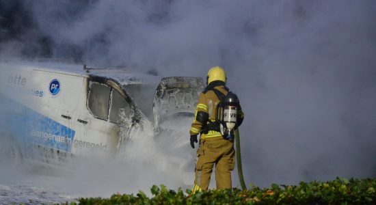 Wederom twee auto’s verwoest door brandstichting in Leeuwarden