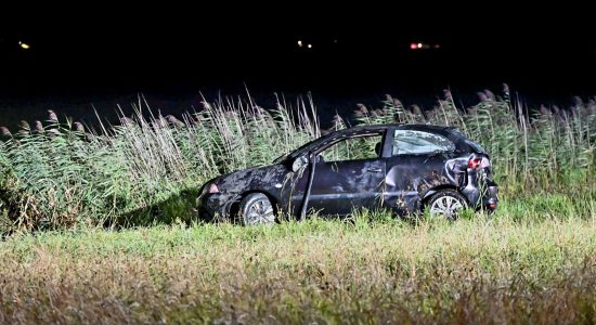 Meerdere gewonden bij auto te water Blije