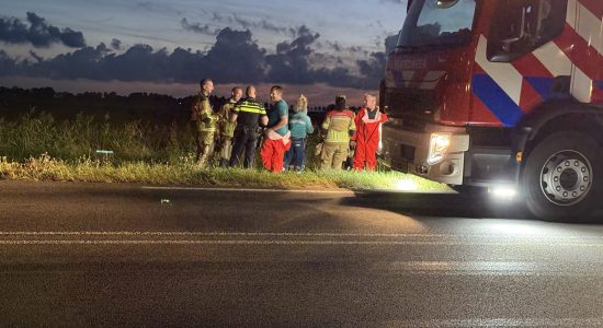 Groot alarm voor fiets langs waterkant N357 Stiens