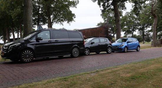 Auto’s in botsing op de Beetsterweg in Beetsterzwaag
