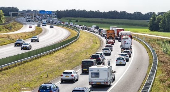 File richting Lemmer door ongeval op Scharsterrijnbrug A6
