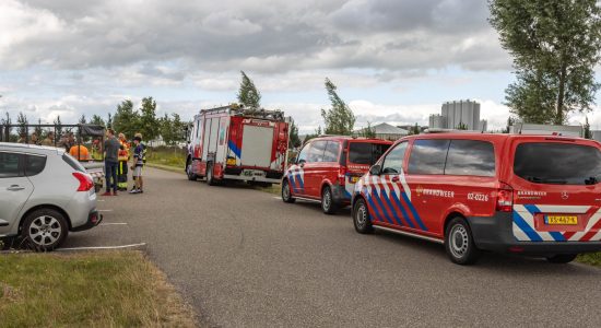 Brandweer ingezet na aantreffen jerrycans op carpoolplaats in Heerenveen