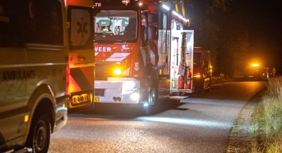 Omstander redt persoon uit de sloot in Folsgare