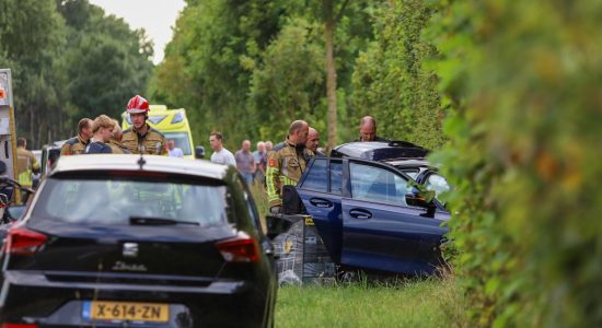 Aanrijding op de Blauwhuisterweg bij Surhuisterveen