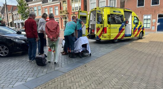 Fietser gewond bij aanrijding met auto in centrum Franeker