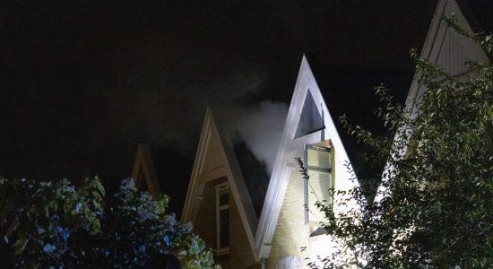 Veel rook bij nachtelijke woningbrand in Leeuwarden