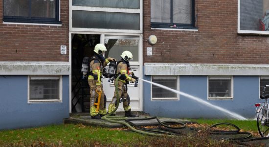 Twee aanhoudingen bij woningbrand in Leeuwarden