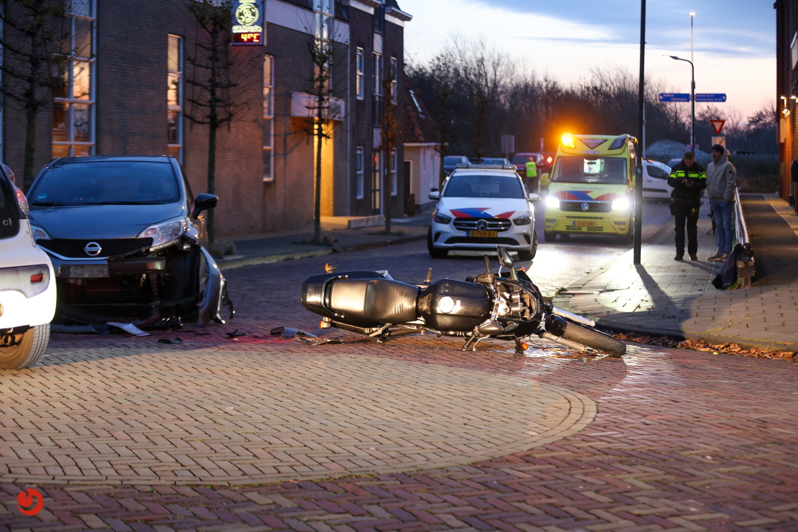 Motorrijder gewond na aanrijding in Harlingen