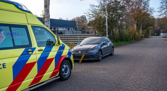 Fietser gewond na aanrijding met auto in Balk