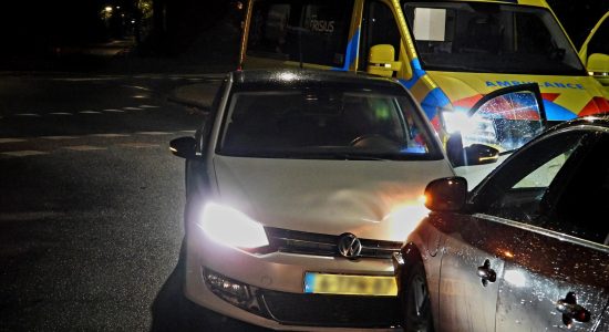 Twee auto’s in botsing in Drachten