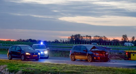 Lange file op de A6 bij Joure door ongeval