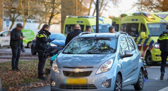 Ernstig ongeval: fietser geschept door automobilist in Drachten