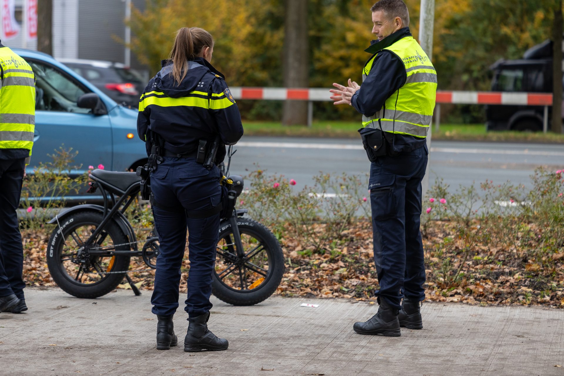 Twee meisjes op fatbike lichtgewond bij aanrijding in Drachten