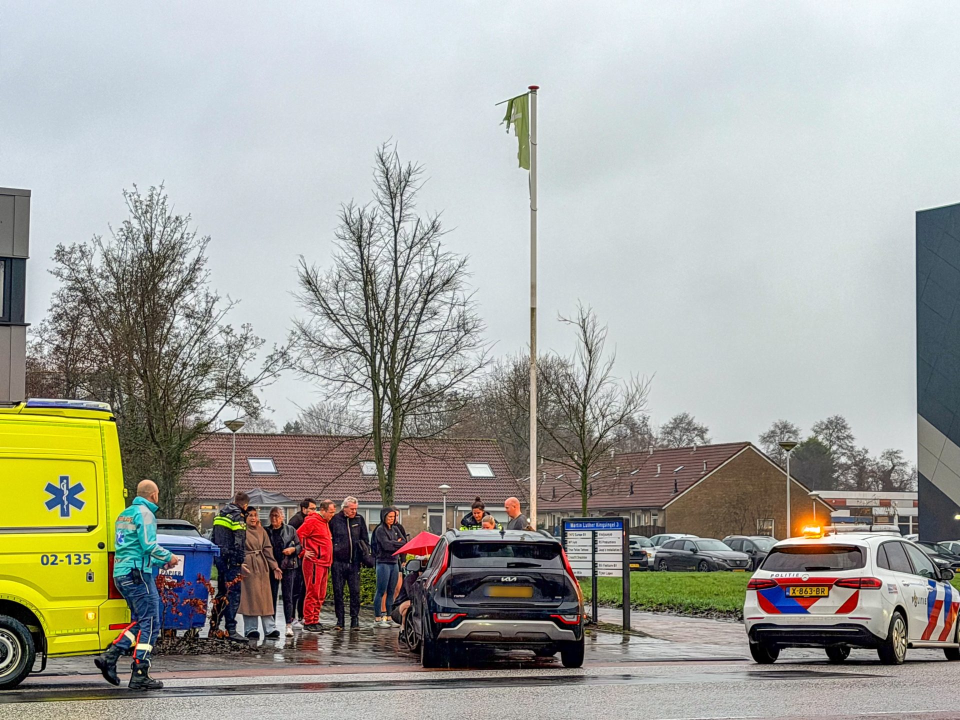 Fietster gewond na botsing met auto op fietspad in Drachten
