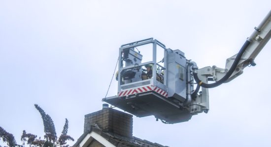 Houtkachel verwijderd uit woning na brand Oudega