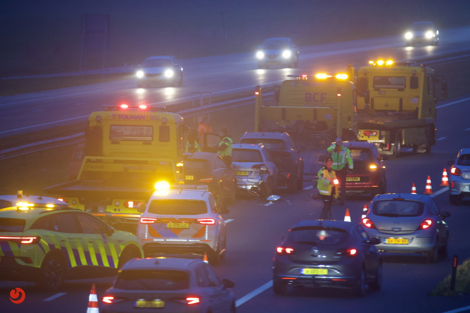 Lange file door ongeval met vijf auto’s op de A7 Beetsterzwaag