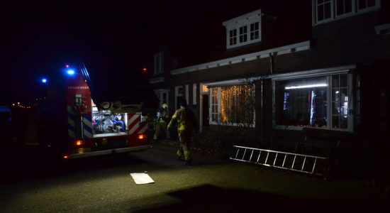 Schutting beschadigd door brand in container Leeuwarden
