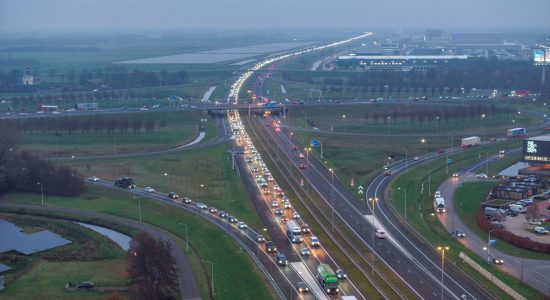 Lange file op A7 en A32 door ongeval bij Heerenveen