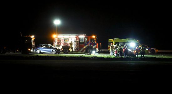 N31 afgesloten na ernstig ongeval tussen meerdere voertuigen