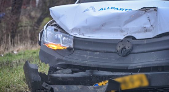Twee voertuigen betrokken bij kop-staartbotsing in Franeker