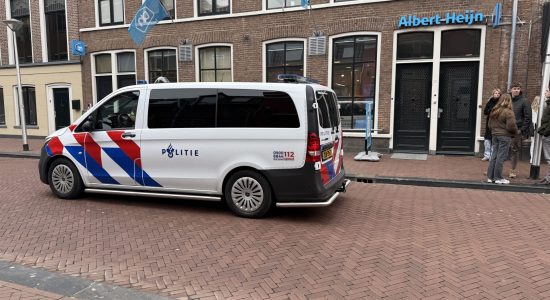 Dreig telefoontje overval Albert Heijn supermarkt in centrum Leeuwarden