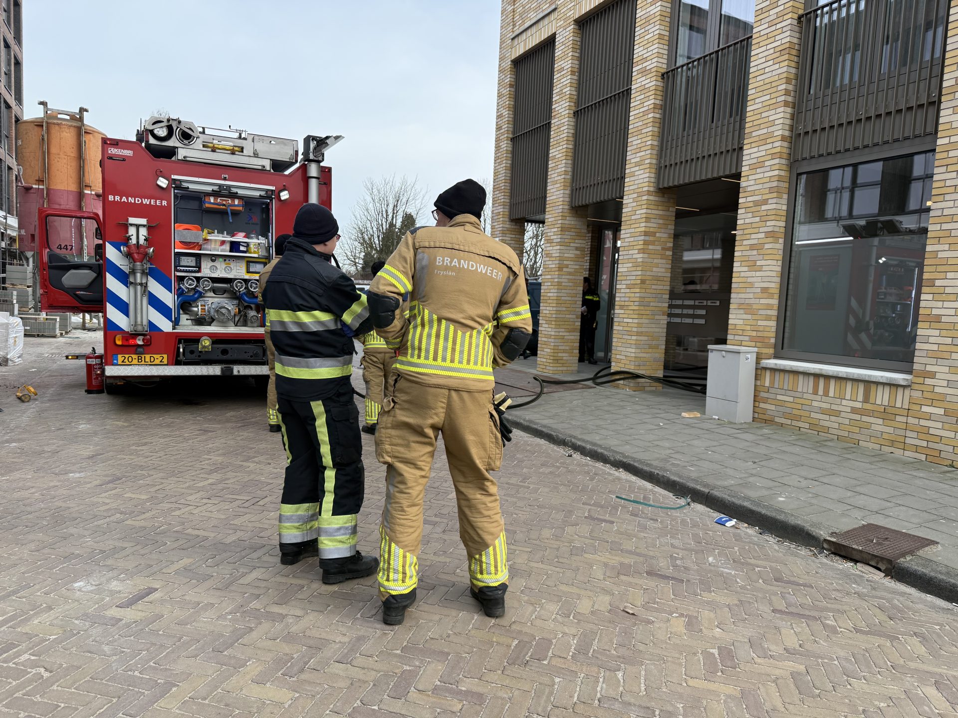 Meterkast brand in appartementencomplex Leeuwarden